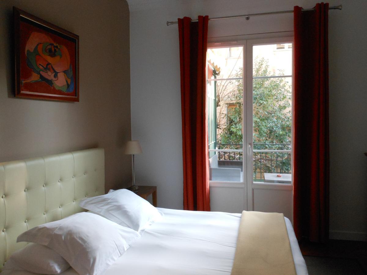 Les Cygnes Hotel 3*
