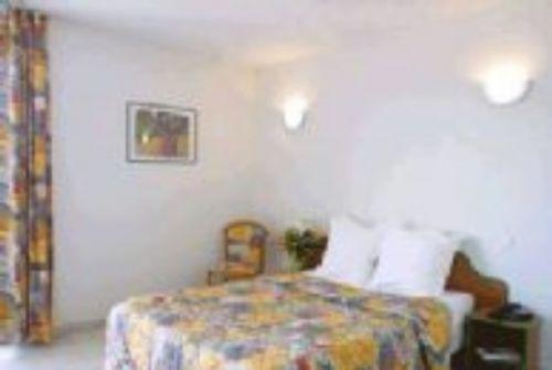 Adagio Access Magnan Aparthotel