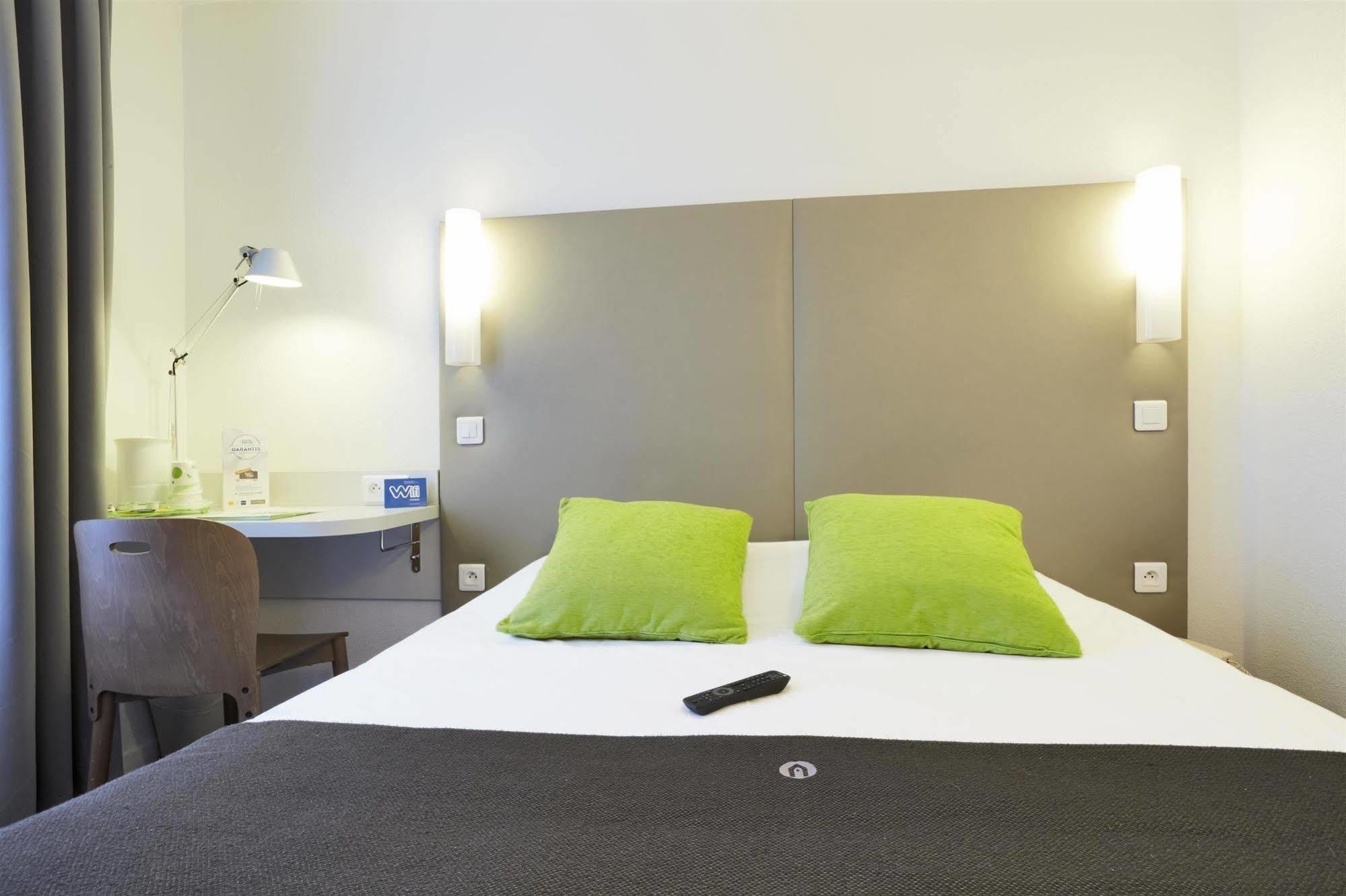 Campanile Centre Acropolis Hotel 3*