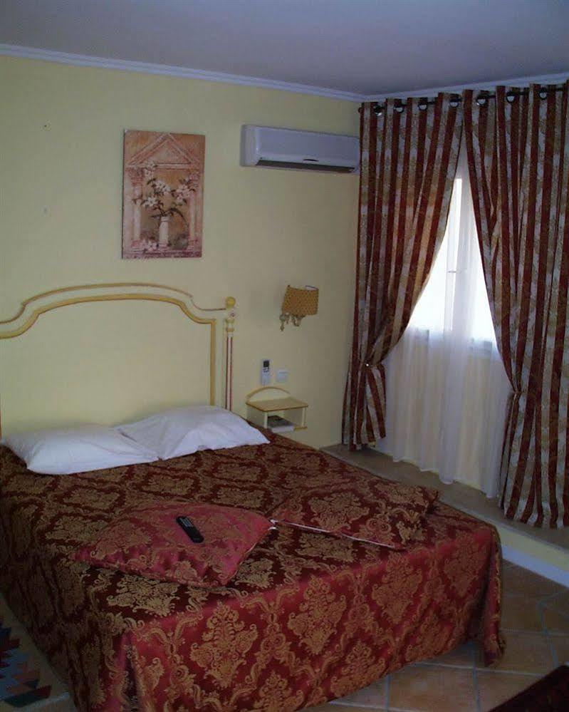 La Petite Sirene Hotel