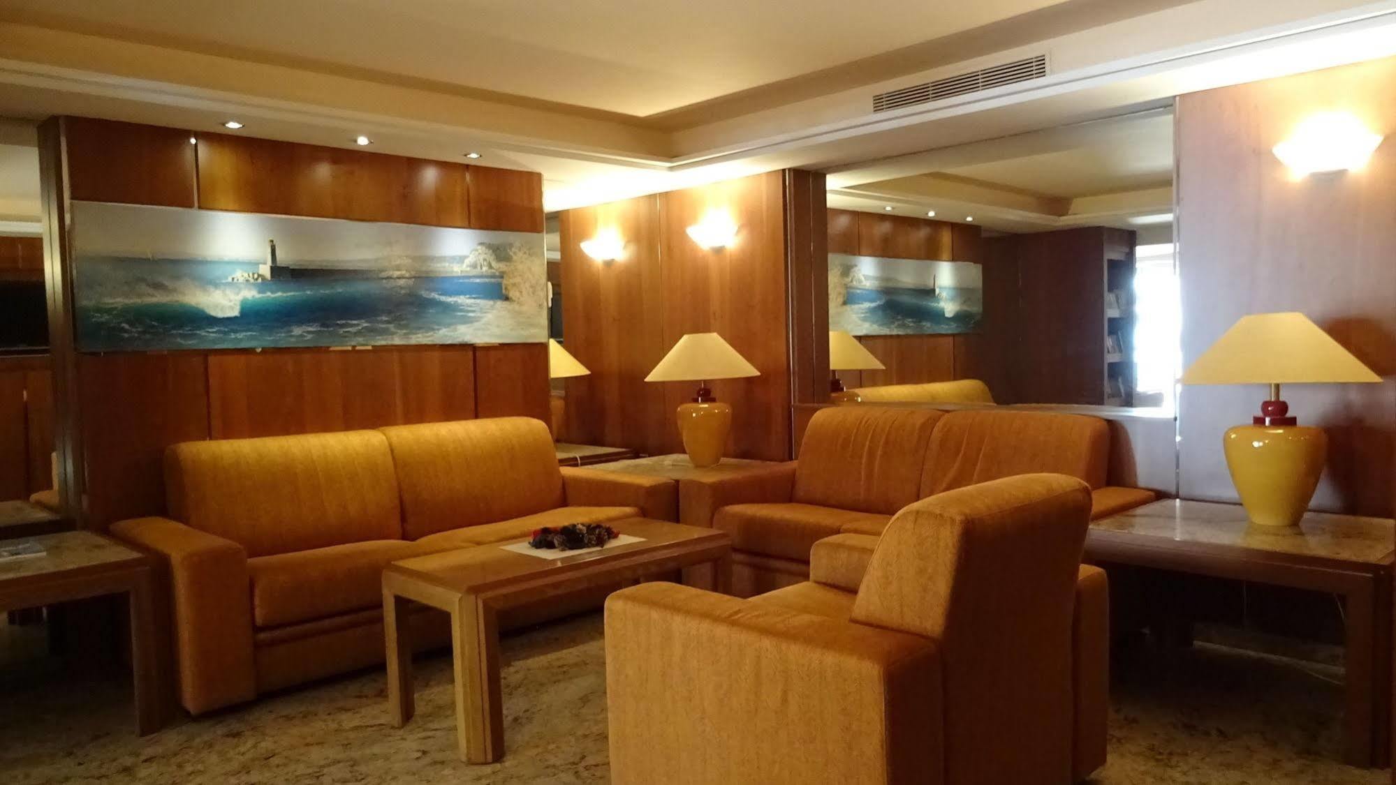 Massenet Hotel 3*