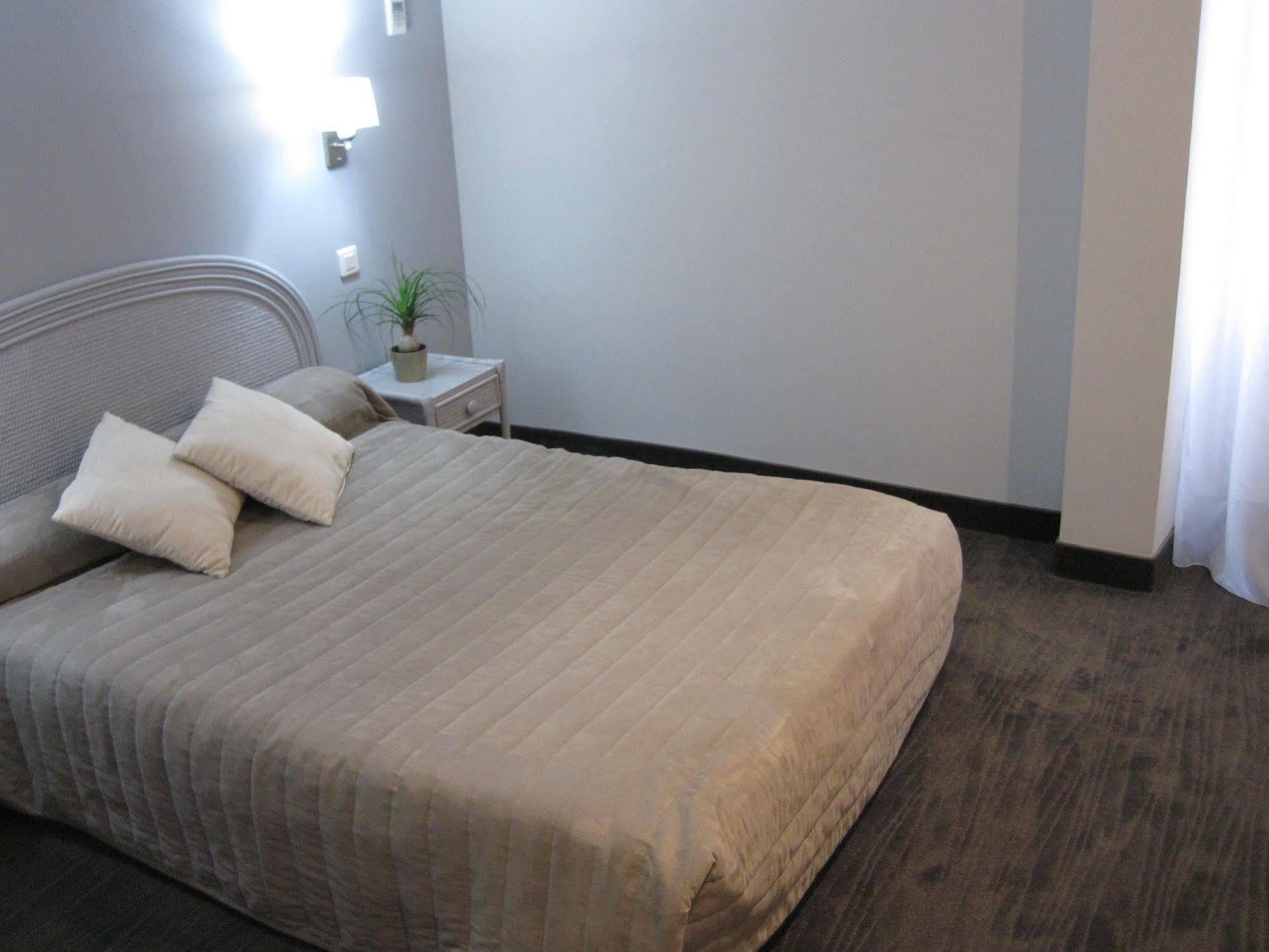 Carlton Nice, Partially Renovated Nice