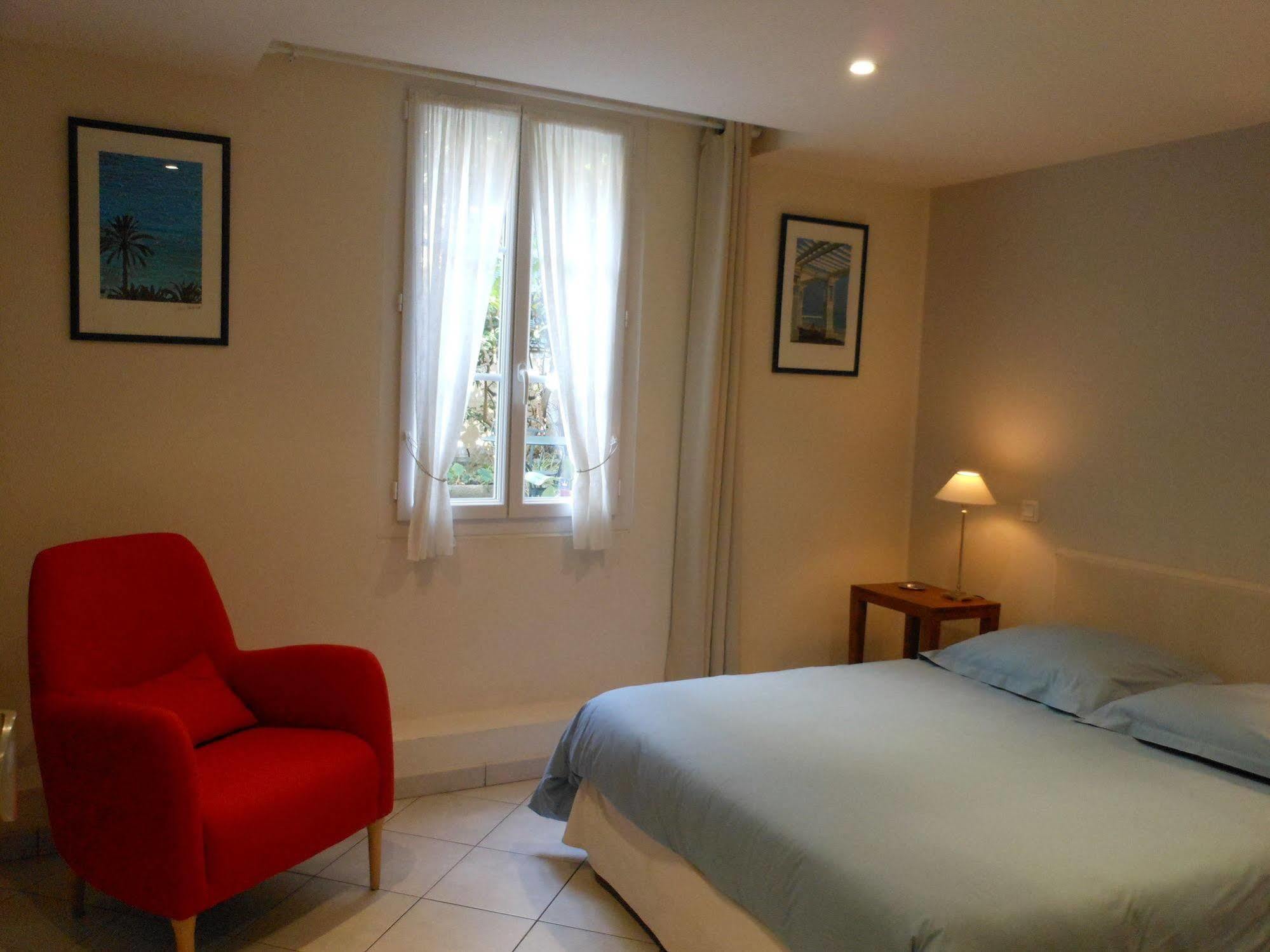 Hotel Les Cygnes 3*