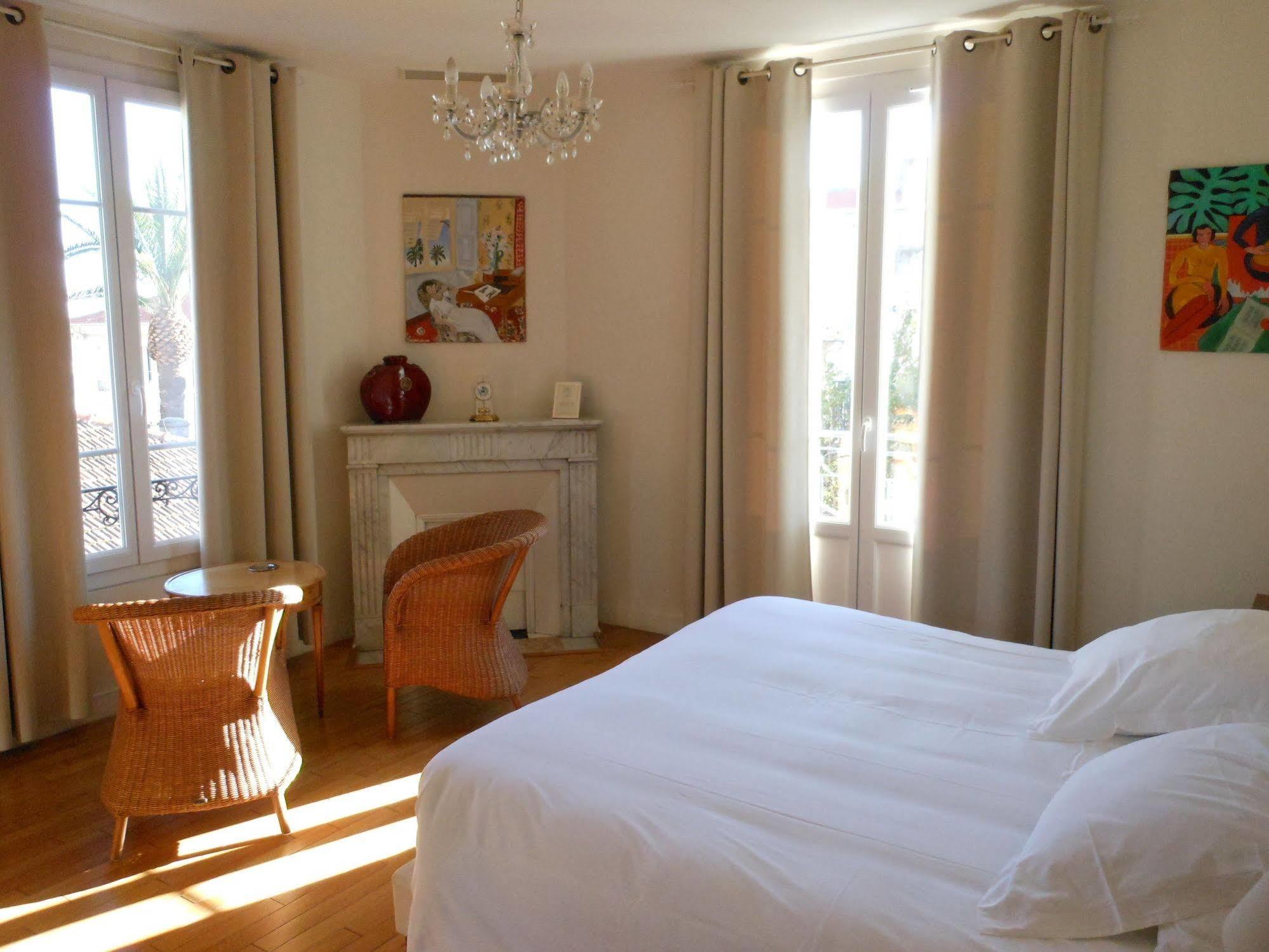 Hotel Les Cygnes 3*