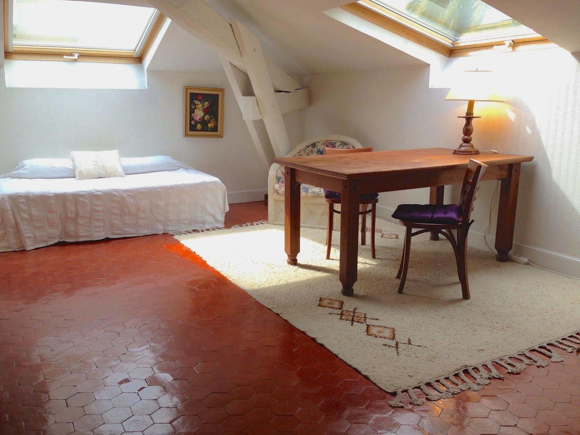 Residence La Villa Leonie 2*