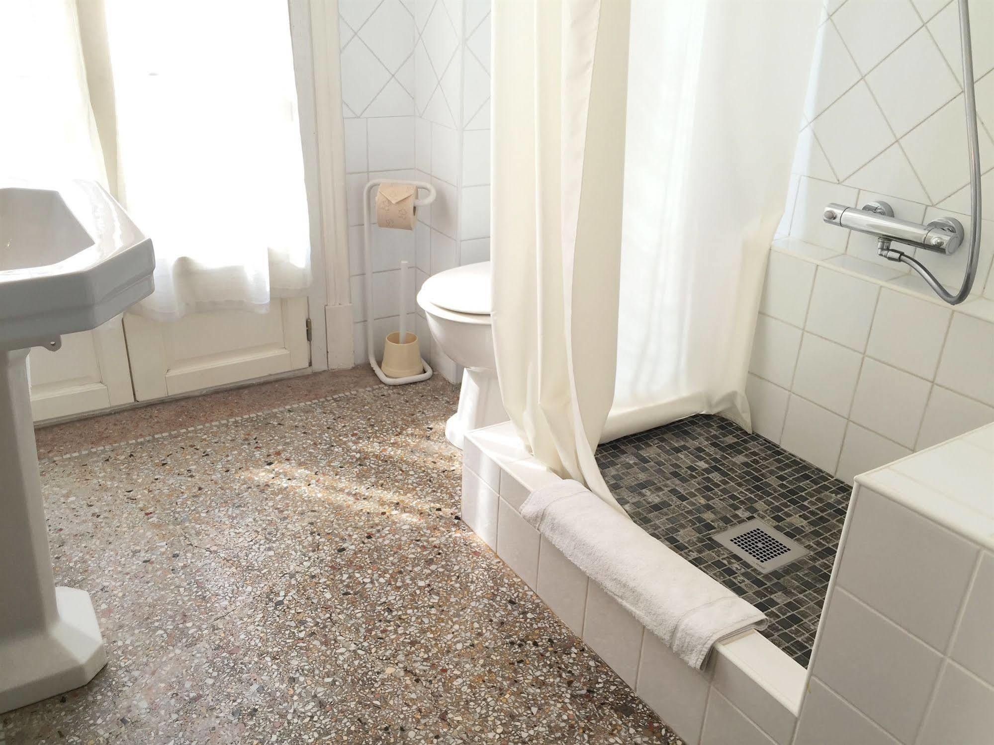 Residence La Villa Leonie 2*