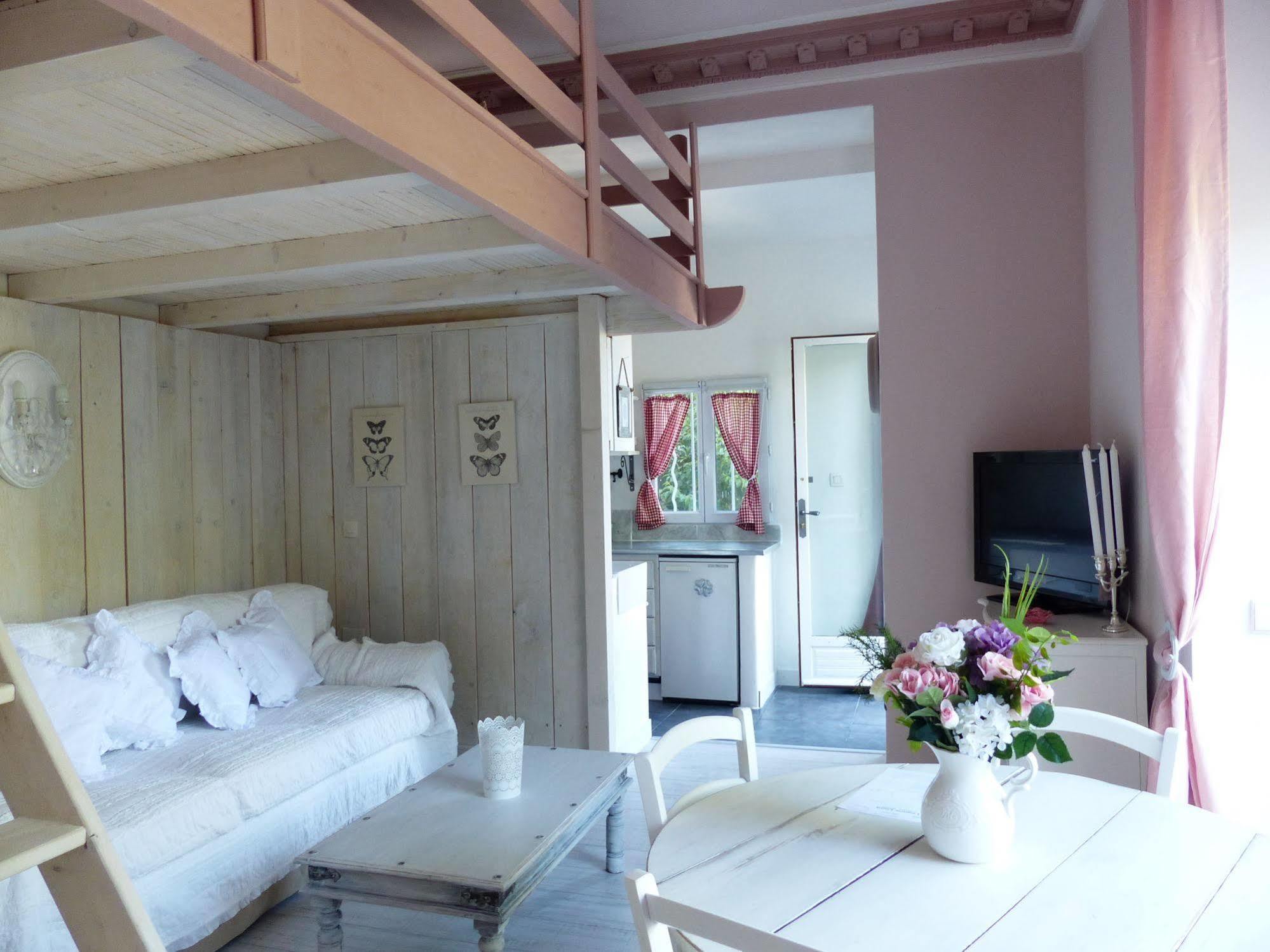 Apartment Maryluna *