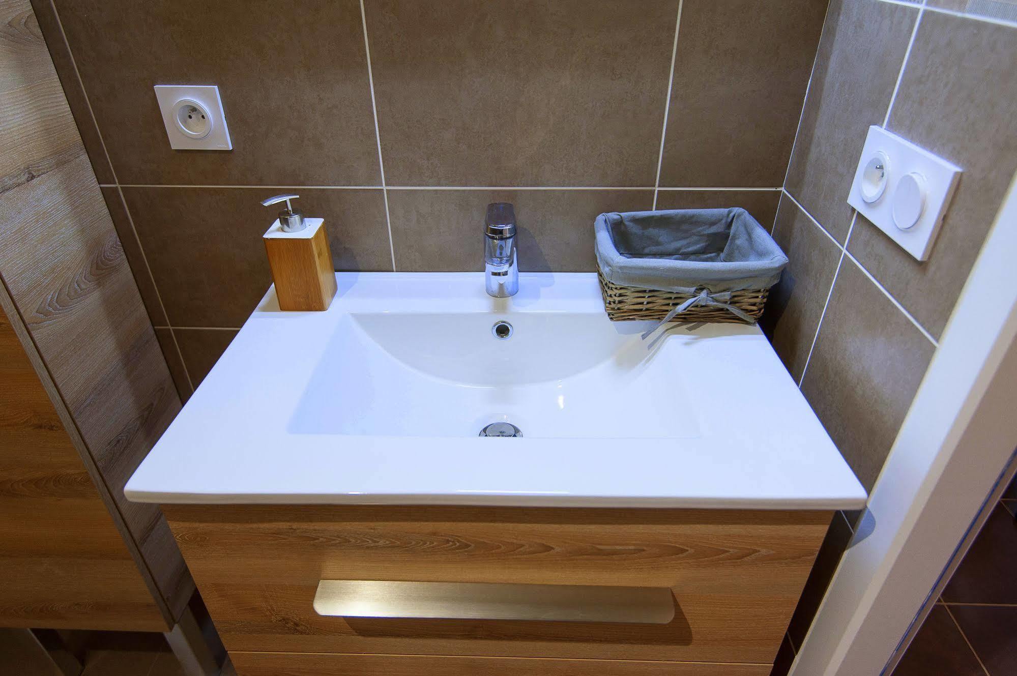 Serafina Apartment
