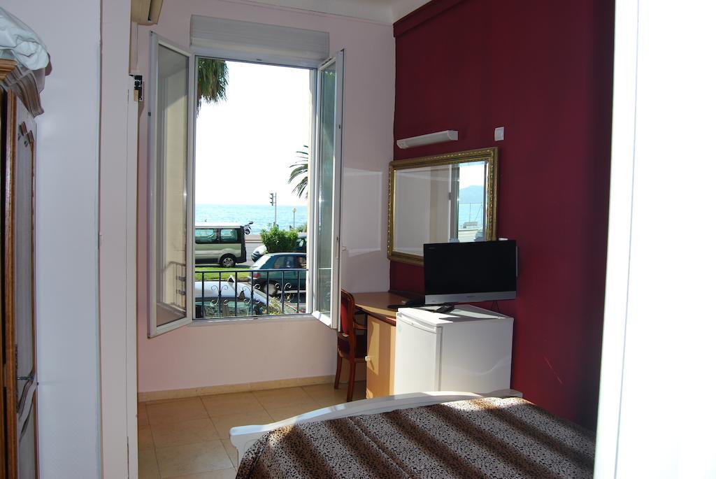 Hotel Azur