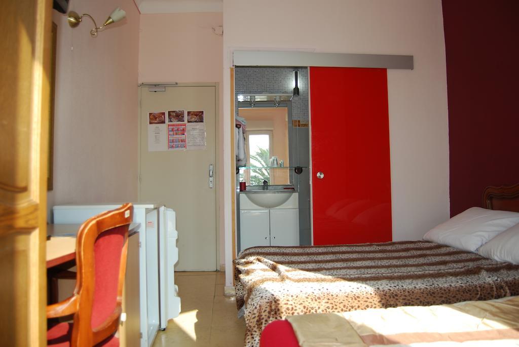 Hotel Azur 2*