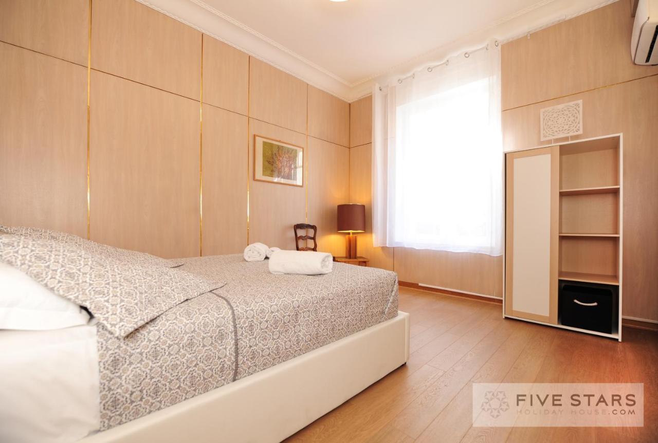 Gioia Five Stars House *