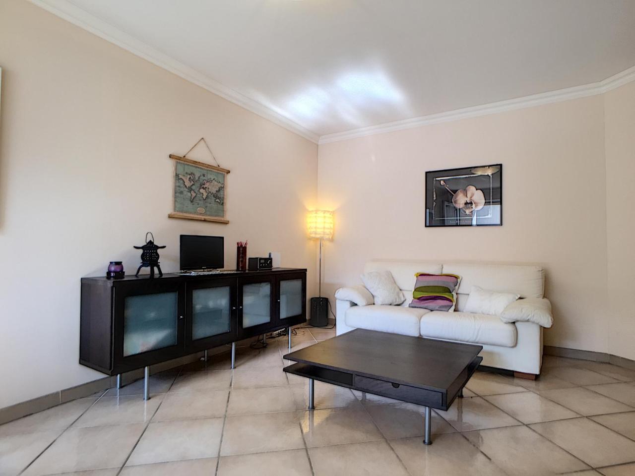 Nestor&jeeves - Palais Renoir - By Sea - Free Parking Apartment *