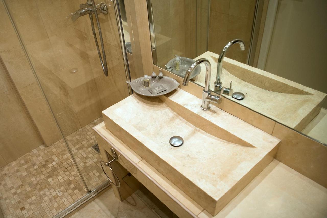 Rivoli Hotel 3*