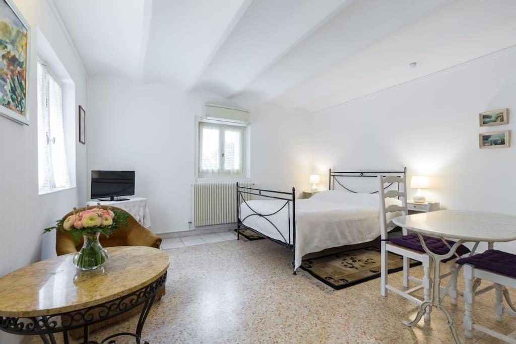 Aparthotel Residence La Villa Leonie 2*