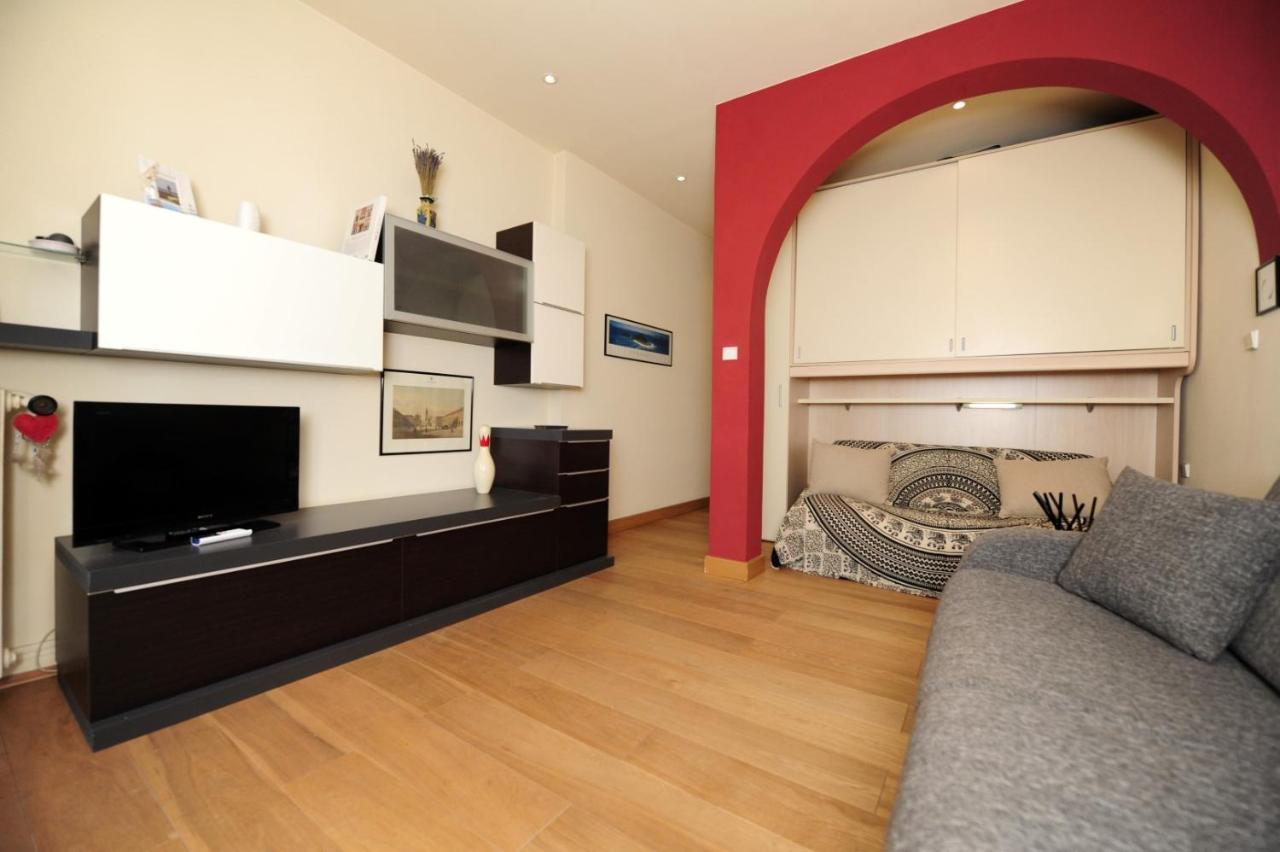 Mini Miro Five Stars House * Nice