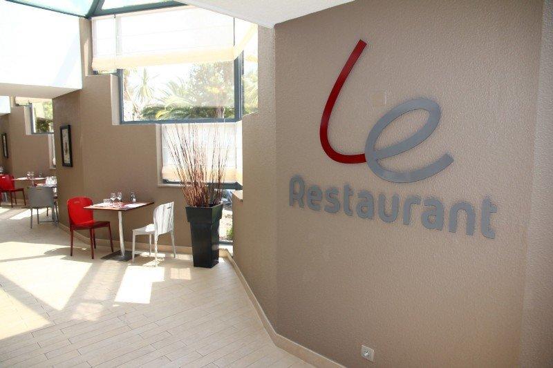 Campanile Prime - Airport Hotel