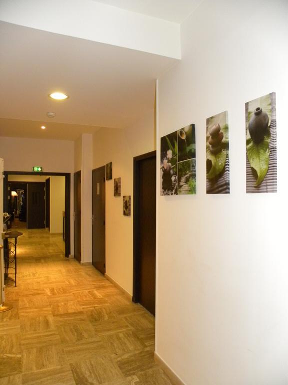 Le Noailles Gare Hotel 3*