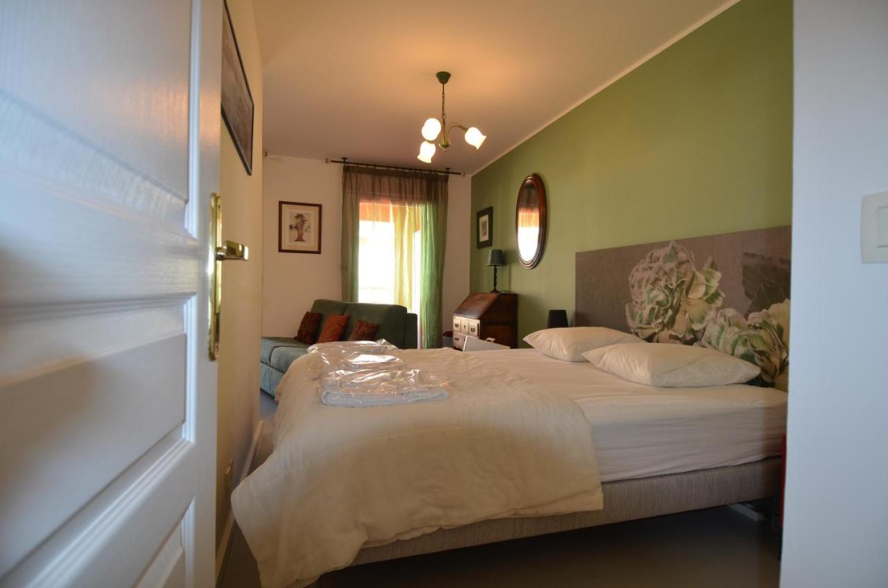 Appartement 3 Personnes Avec Coin Nuit Avec Terrasse Et Parking Quartier Du Port De Nice