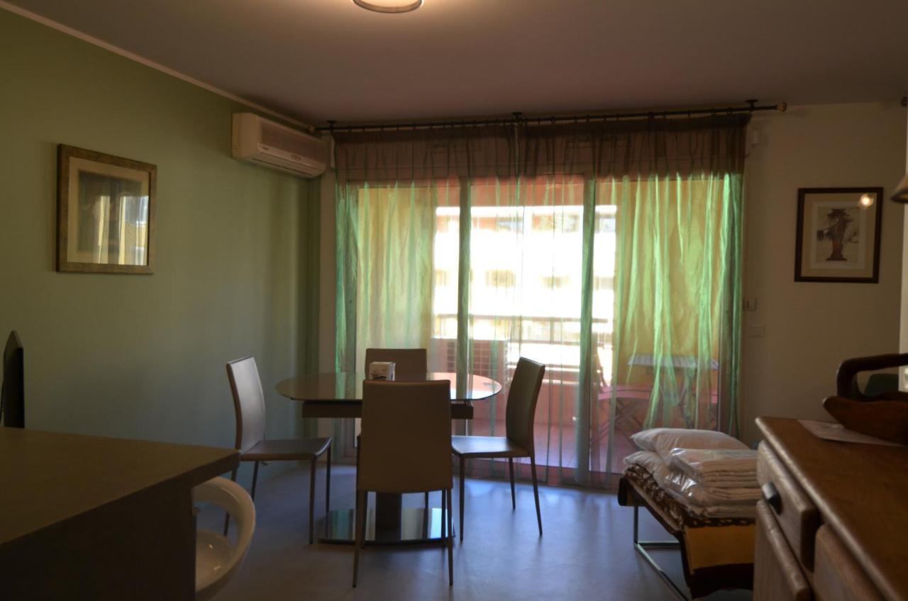 Appartement 3 Personnes Avec Coin Nuit Avec Terrasse Et Parking Quartier Du Port De Nice Apartment