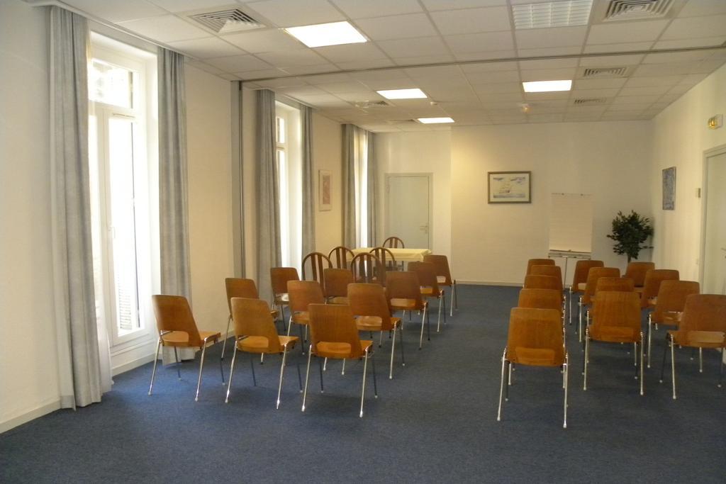Le Noailles Gare Hotel Nice