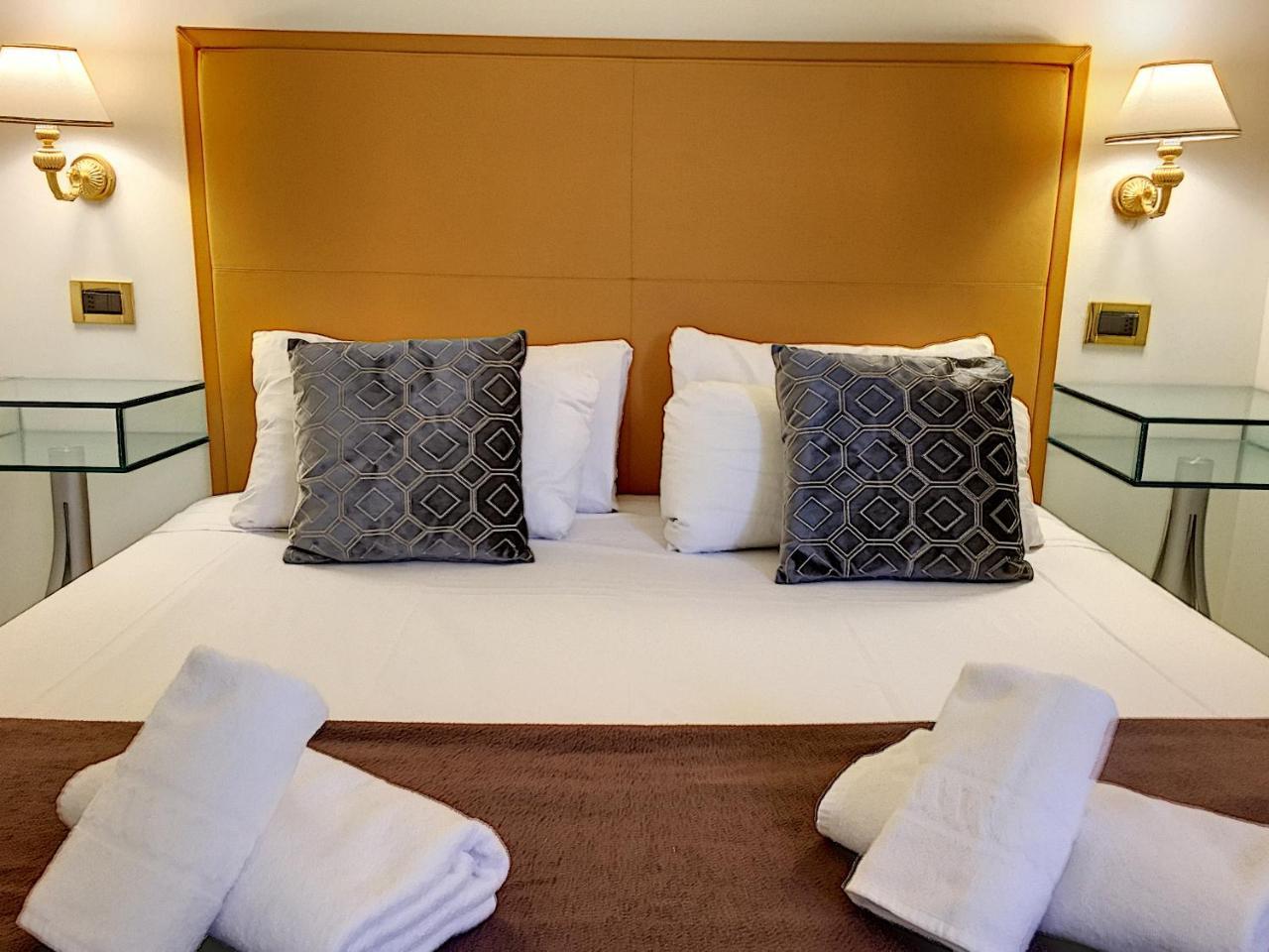 Nestor&jeeves - Palais De France - - Sea Front Apartment