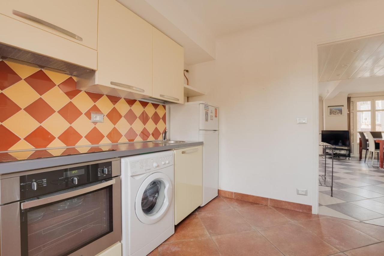 Charming Flat In The Middle Of