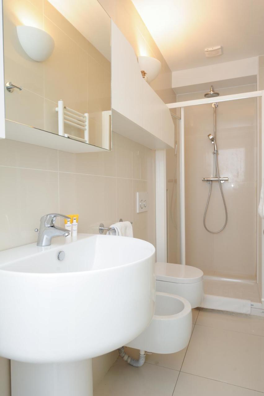 Apartment La Des Anges Res. Negresco Five Stars Holiday House Nice