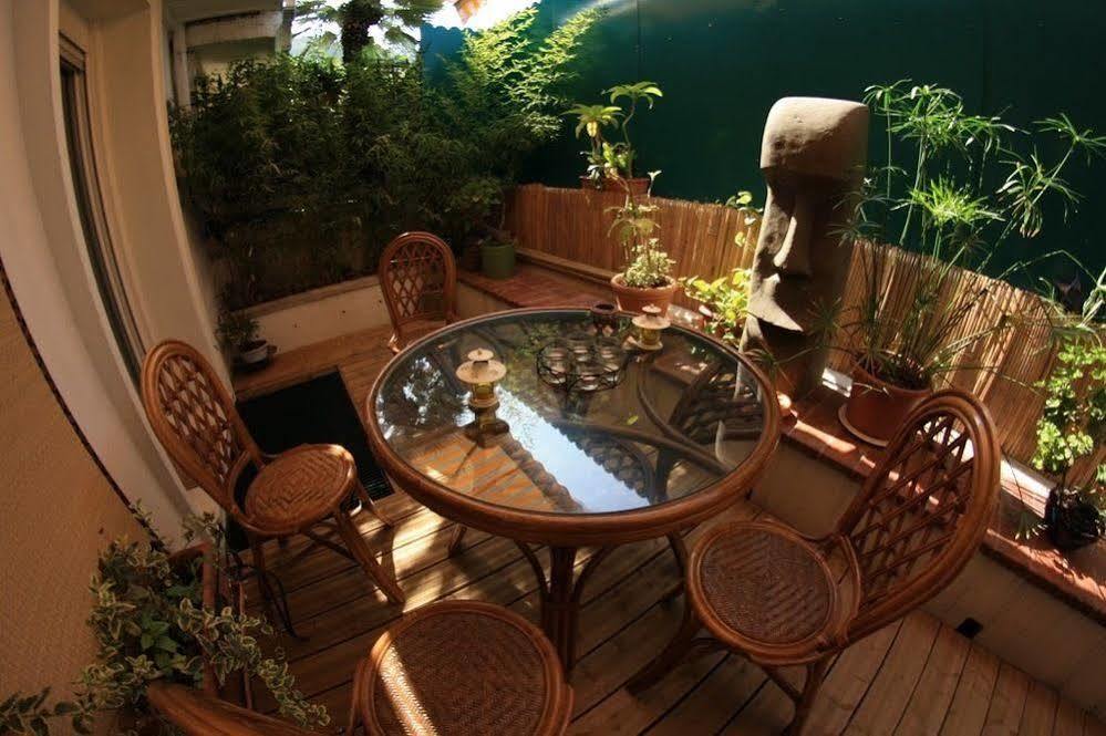 Apartment 6 Bedrooms Seaview House, Old Town Nice