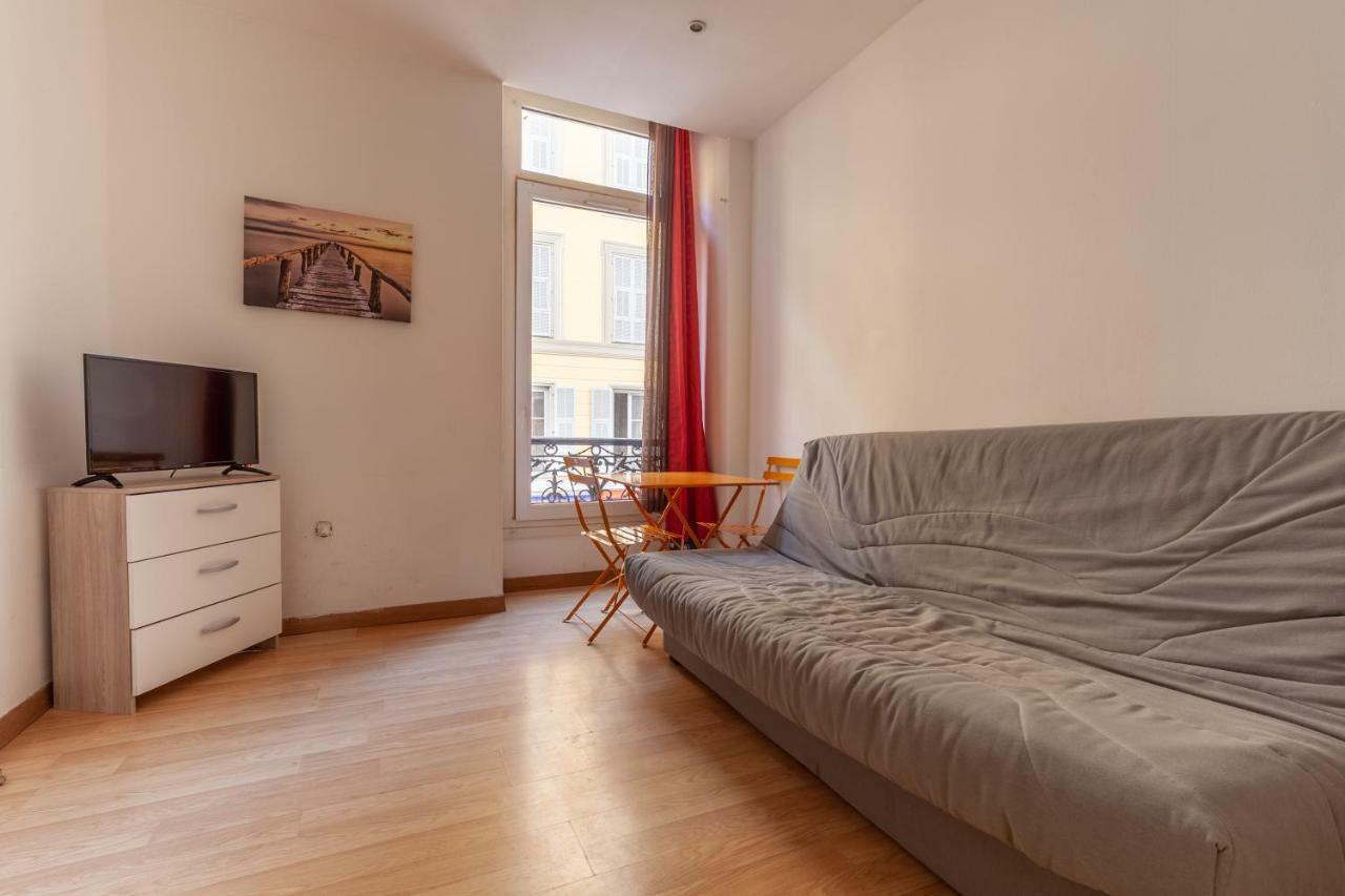 12 Rue Miron *