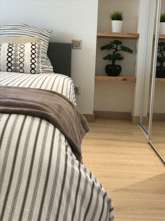 Apartment Centre - Massena - 3