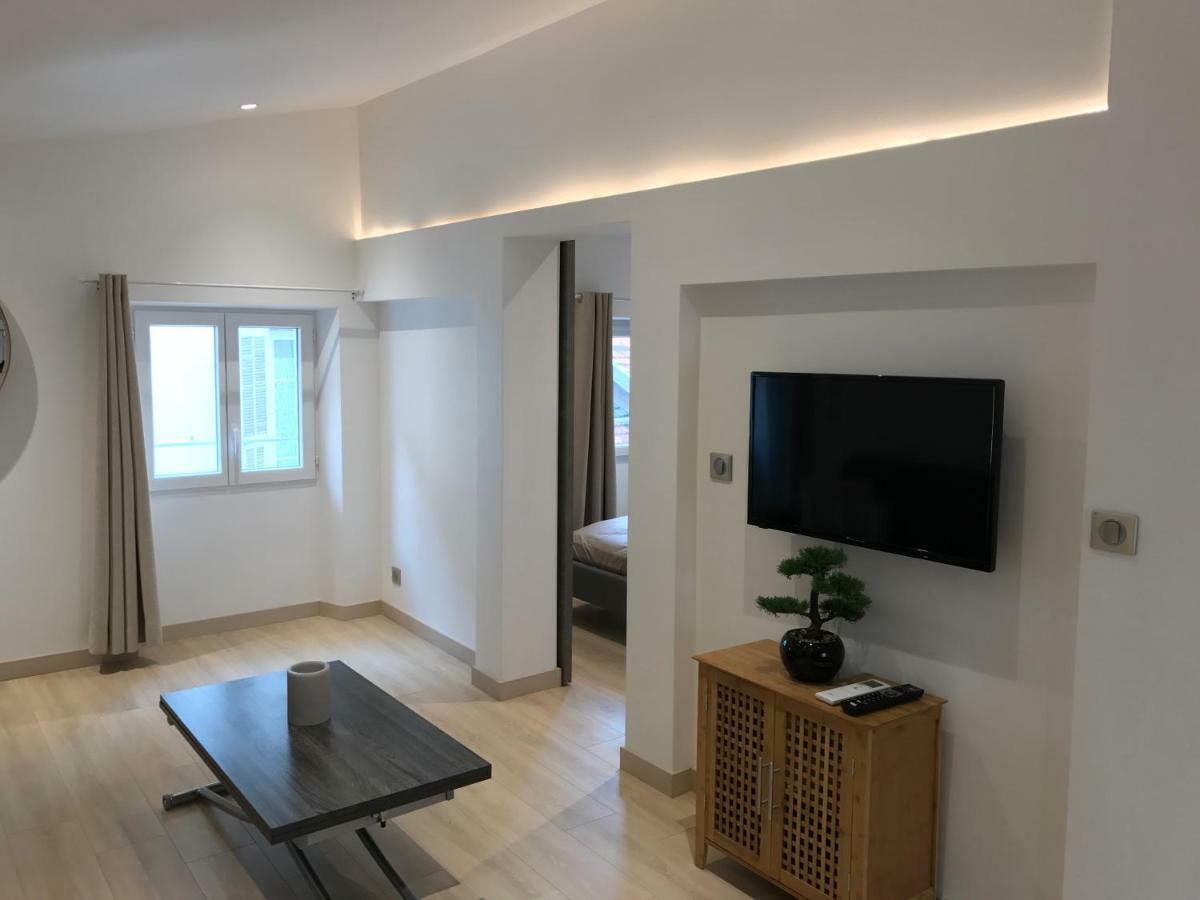 Apartment Centre - Massena - 3