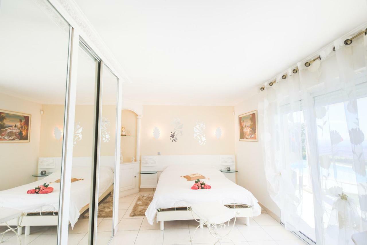 La Casetta Dei Fiori Vi3078