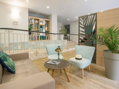 Du Midi Hotel