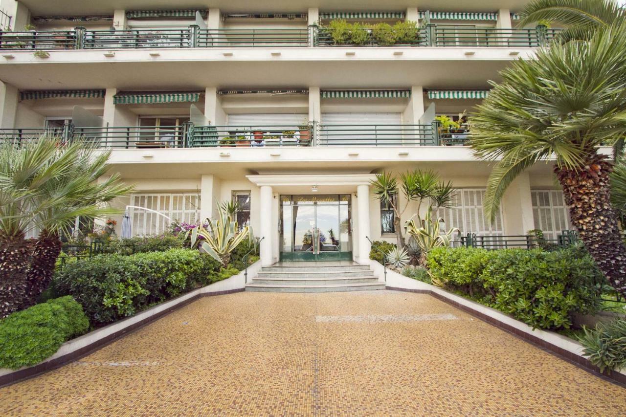 Les Mouettes - Promenade Nice