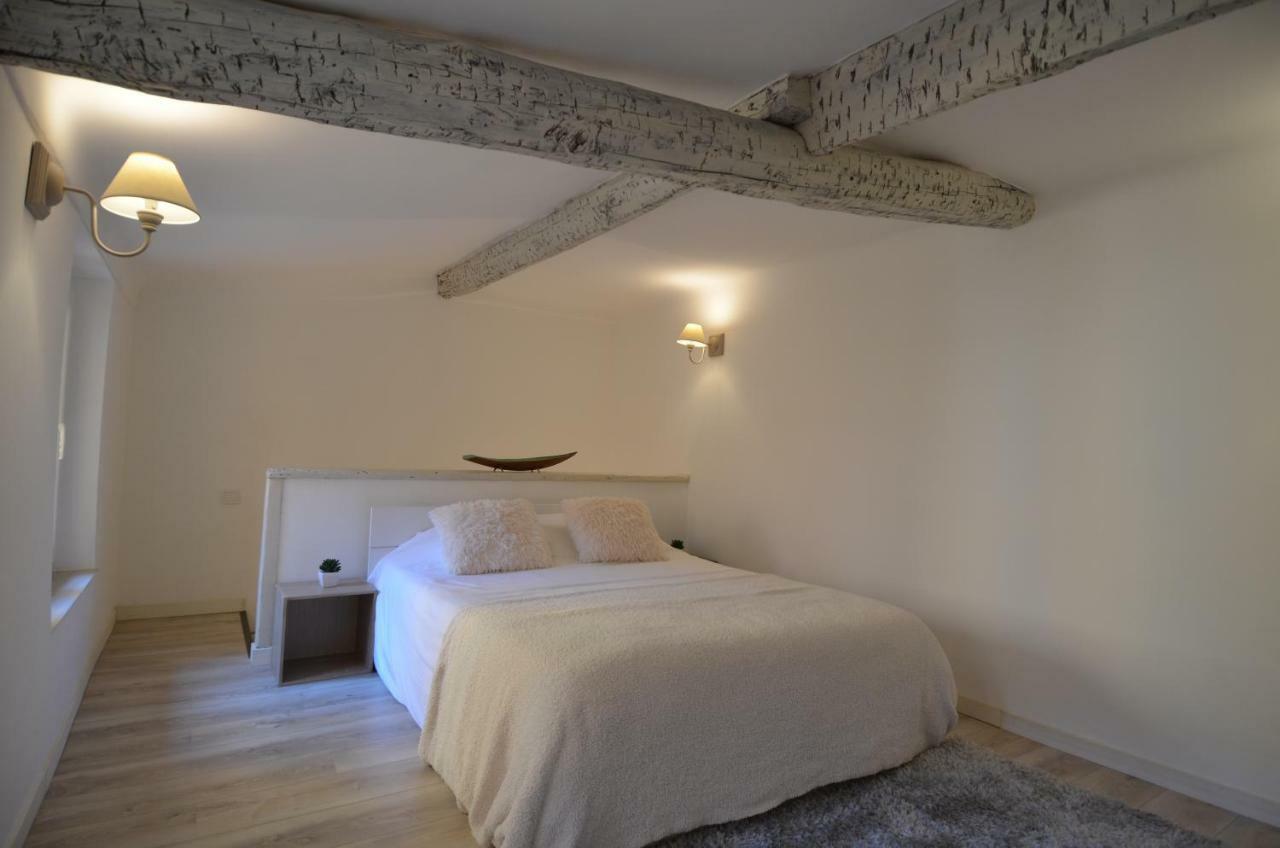 Duplex De Charme 4 Personnes Quartier Du Port A Apartment *