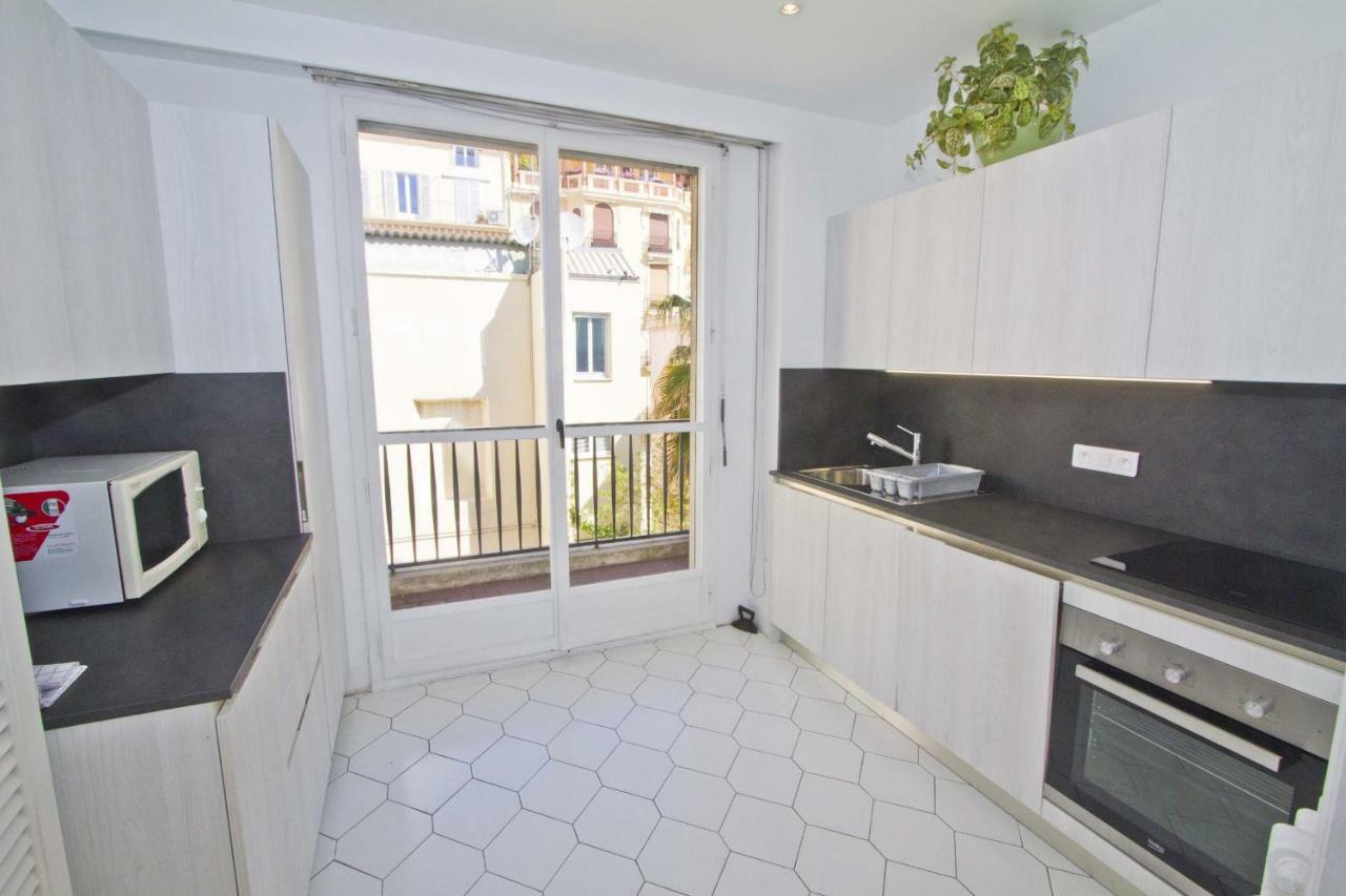Appartement Promenade - Cariatide Promenade Sea View