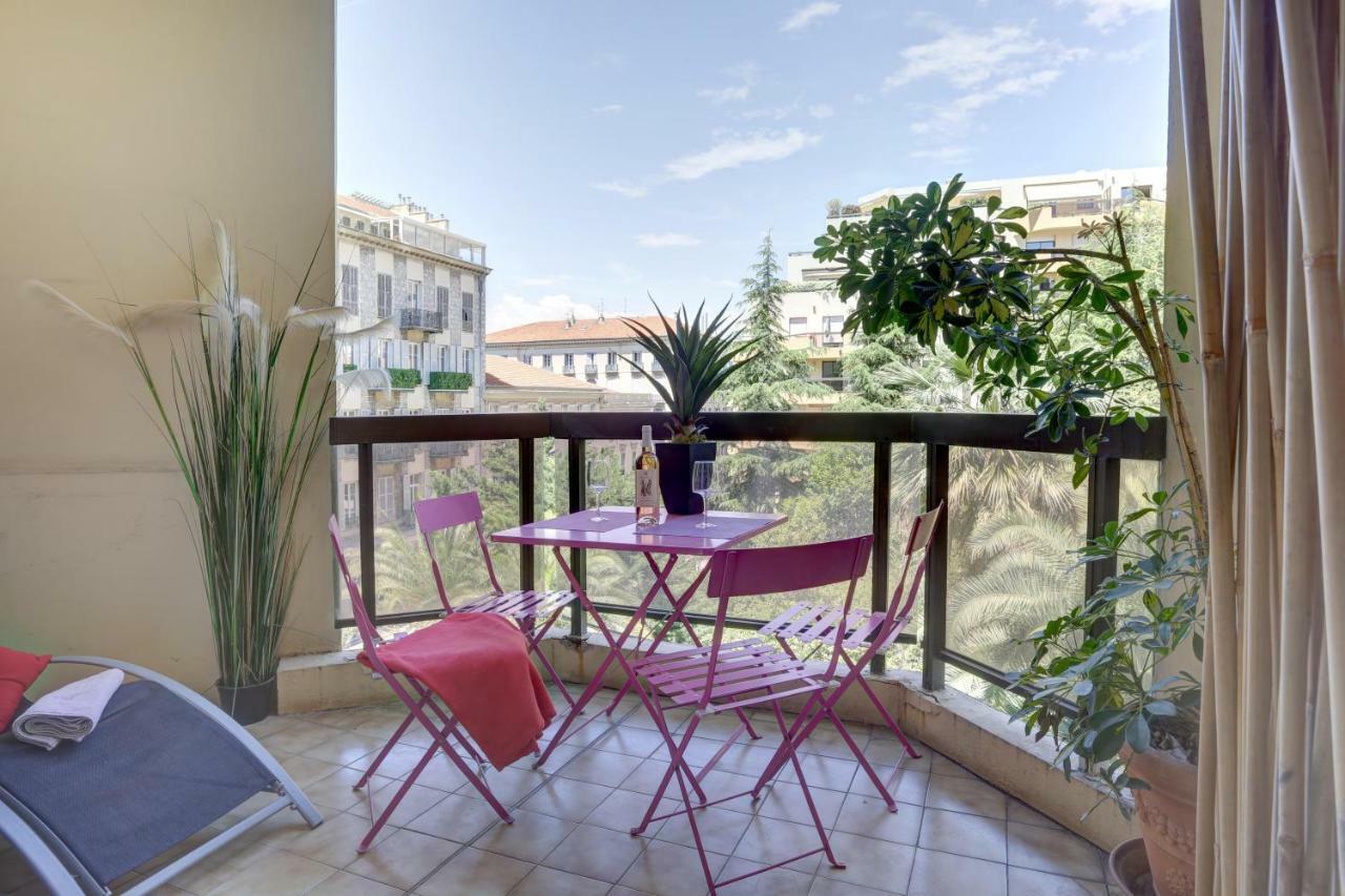 Grand H -f2, Face Vieux- Nice, Terrasse, Ascenseur, Climatisation, Terrace - Center Apartment