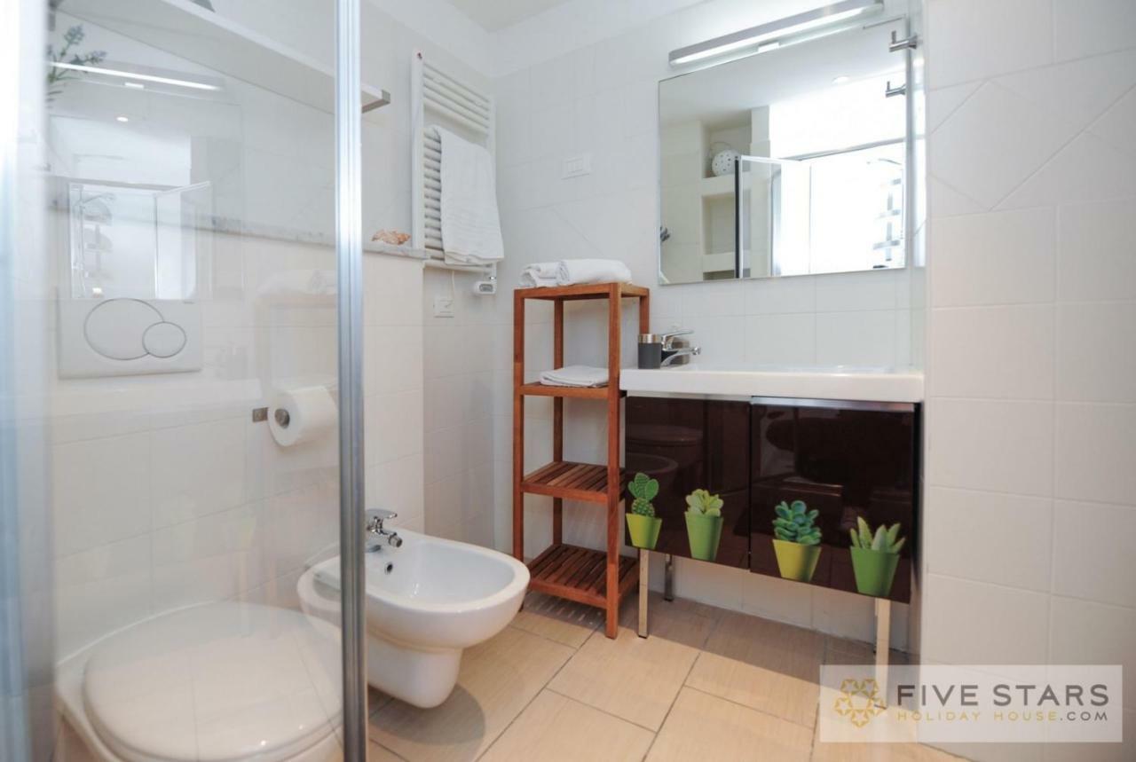 Apartment Flower Nest - Five Stars Holiday House