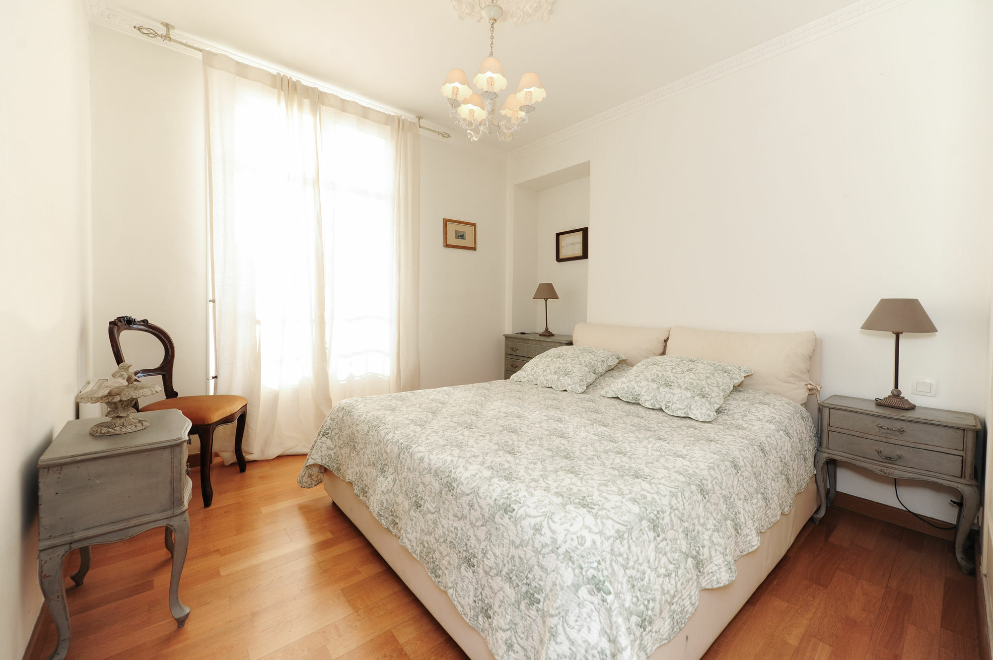 Apartment Clemenceau Centre Five Stars House