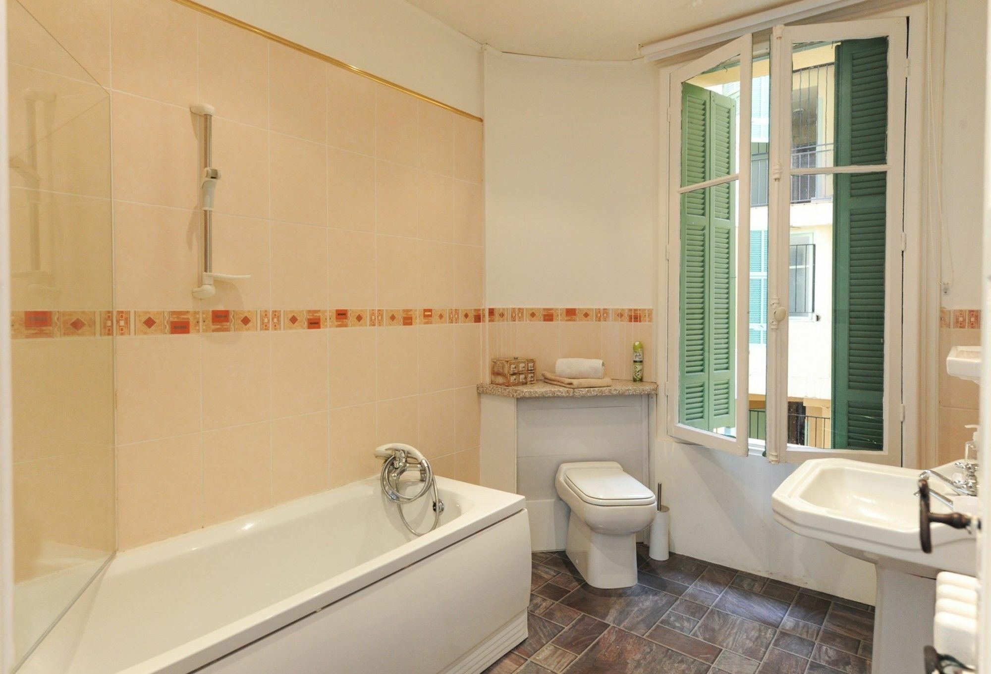 Charme Italien Five Stars House Apartment *