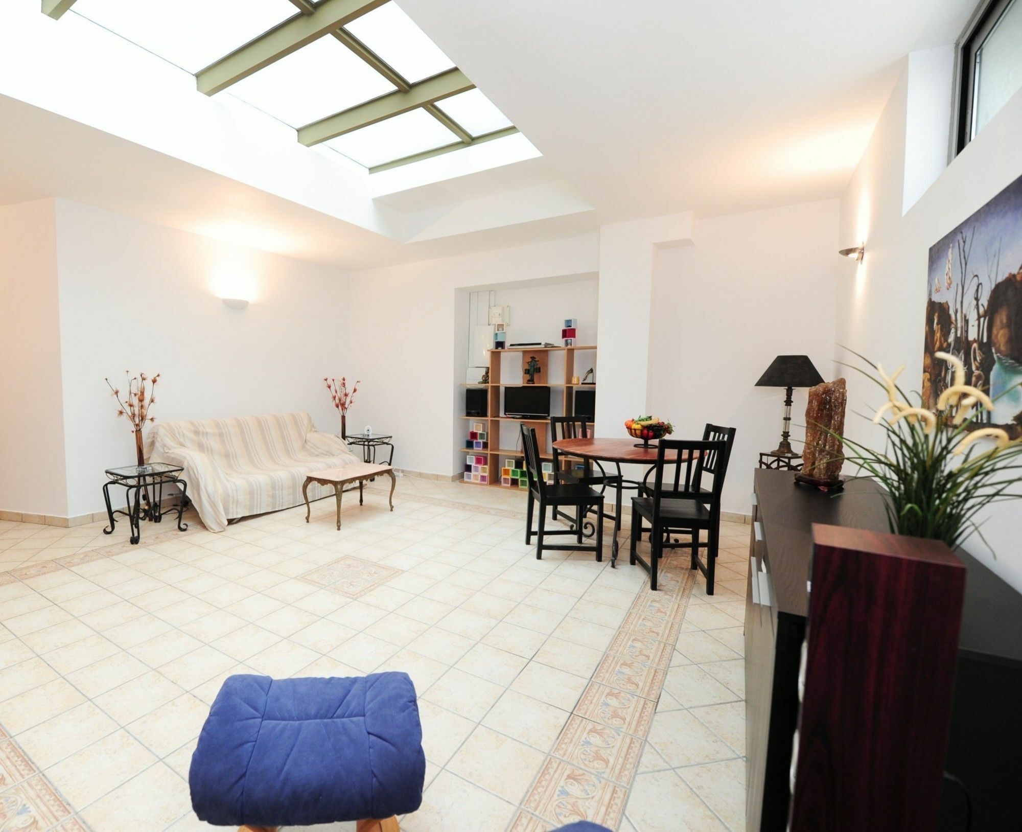Apartment Les De Paul Valery