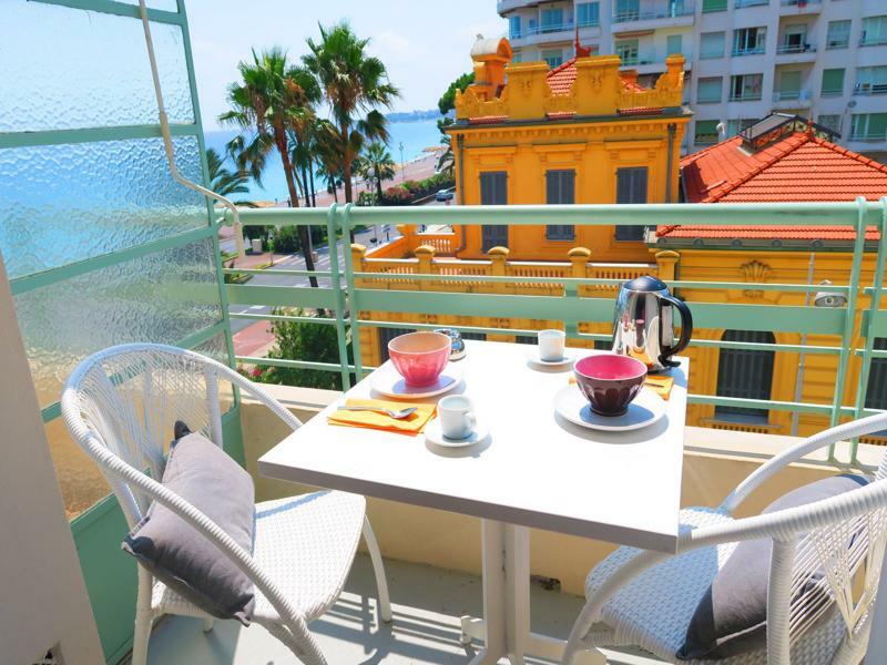 Sea View - Promenade Des 1 Bdr Apartment Nice