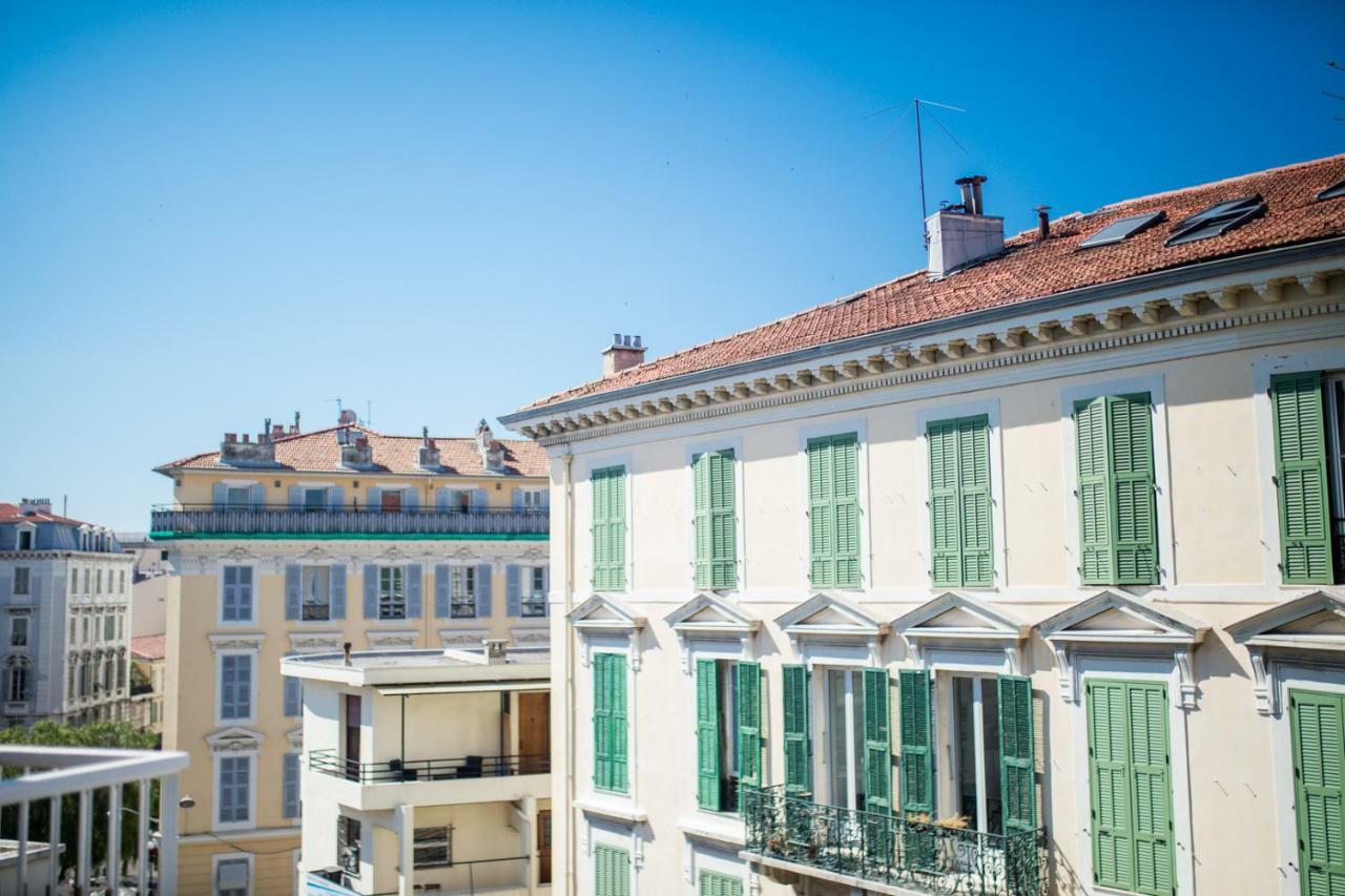 Le Palace - *