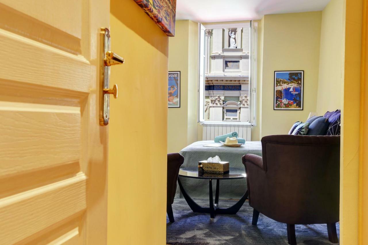Fontaine - Charming Provencal, Clim, 6 Guest, Old Town Apartment *