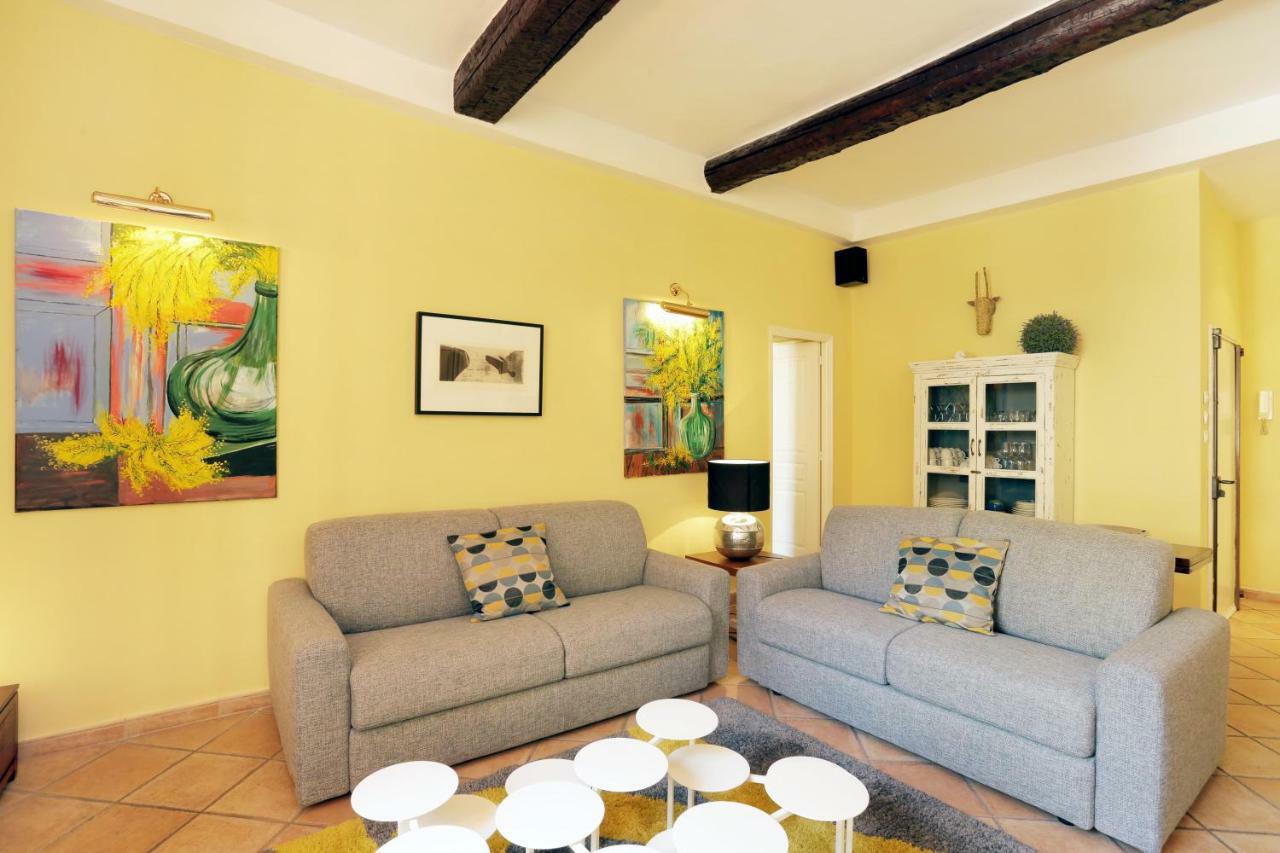 Fontaine - Charming Provencal, Clim, 6 Guest, Old Town Appartement *