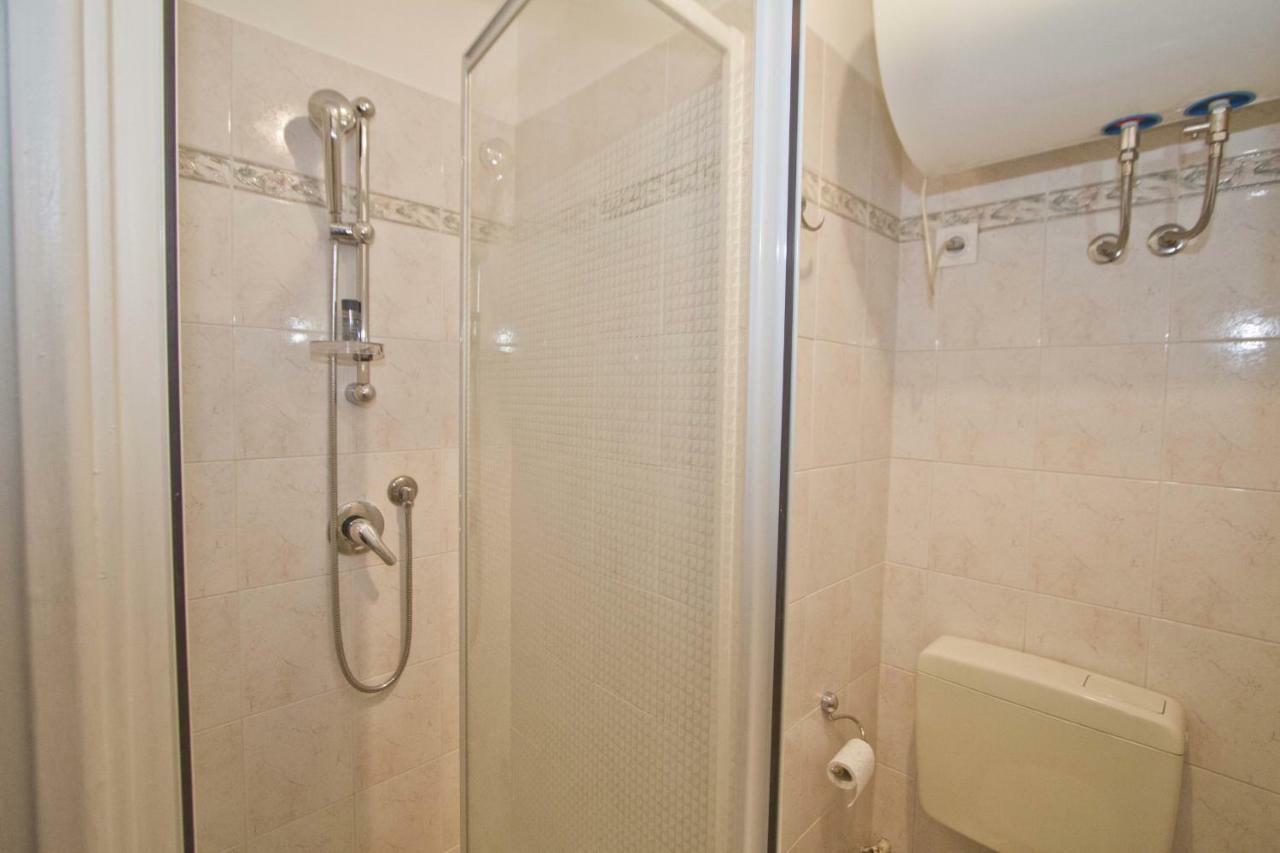 Promenade - Old Town Panoramic * Nice