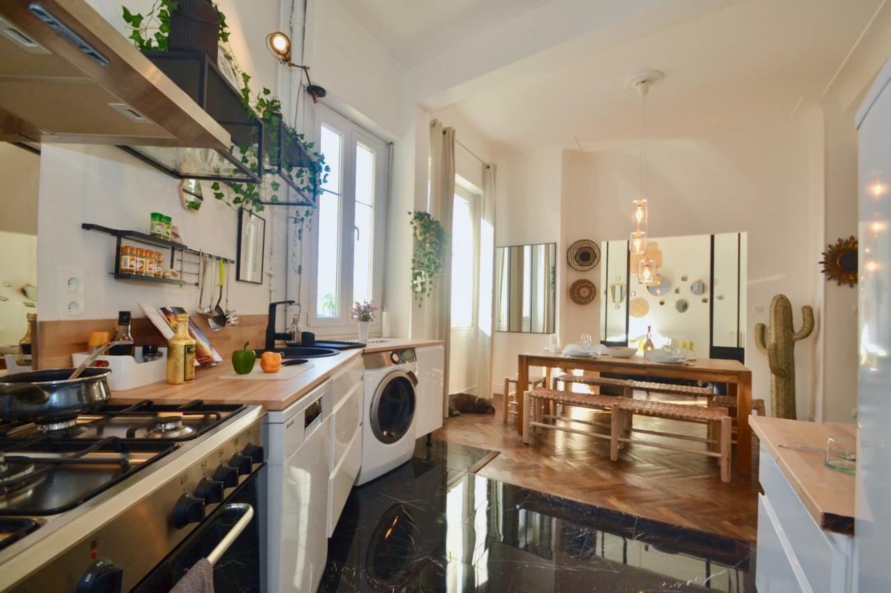 Apartment Le St Francois - Gorgeous Apt Art-deco,lift, A/c, 20 Meters Beach