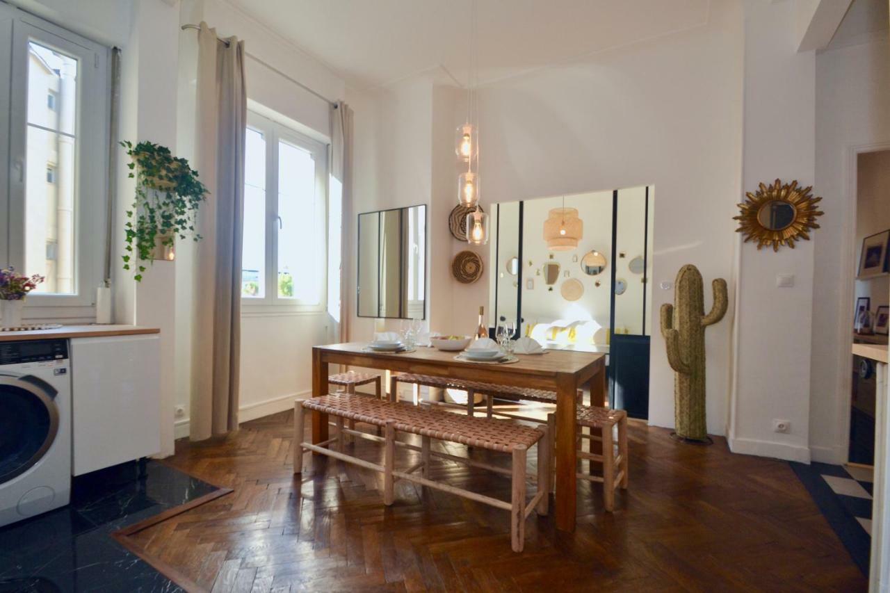 Le St Francois - Gorgeous Apt Art-deco,lift, A/c, 20 Meters Beach *