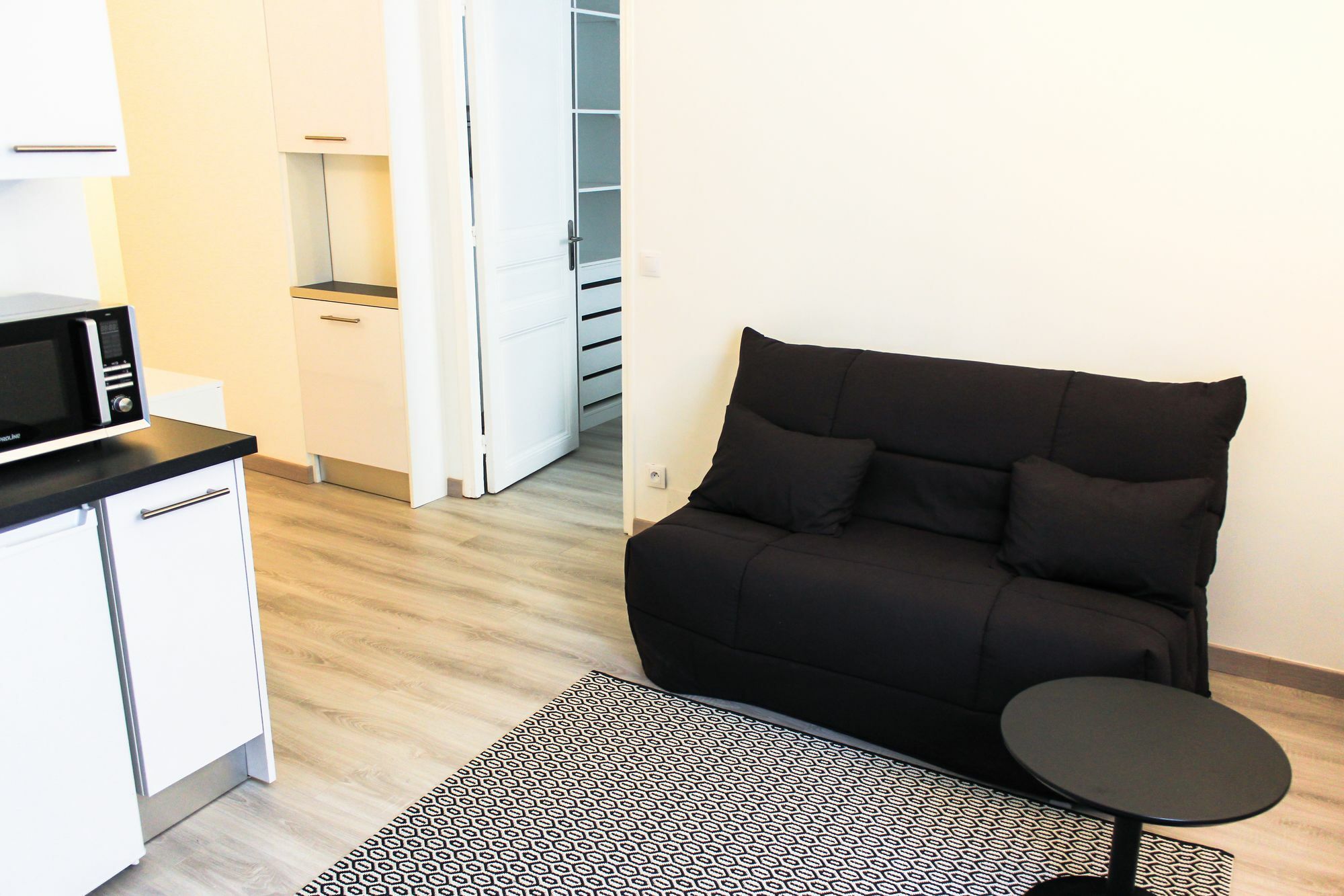 Cocoon Apartment