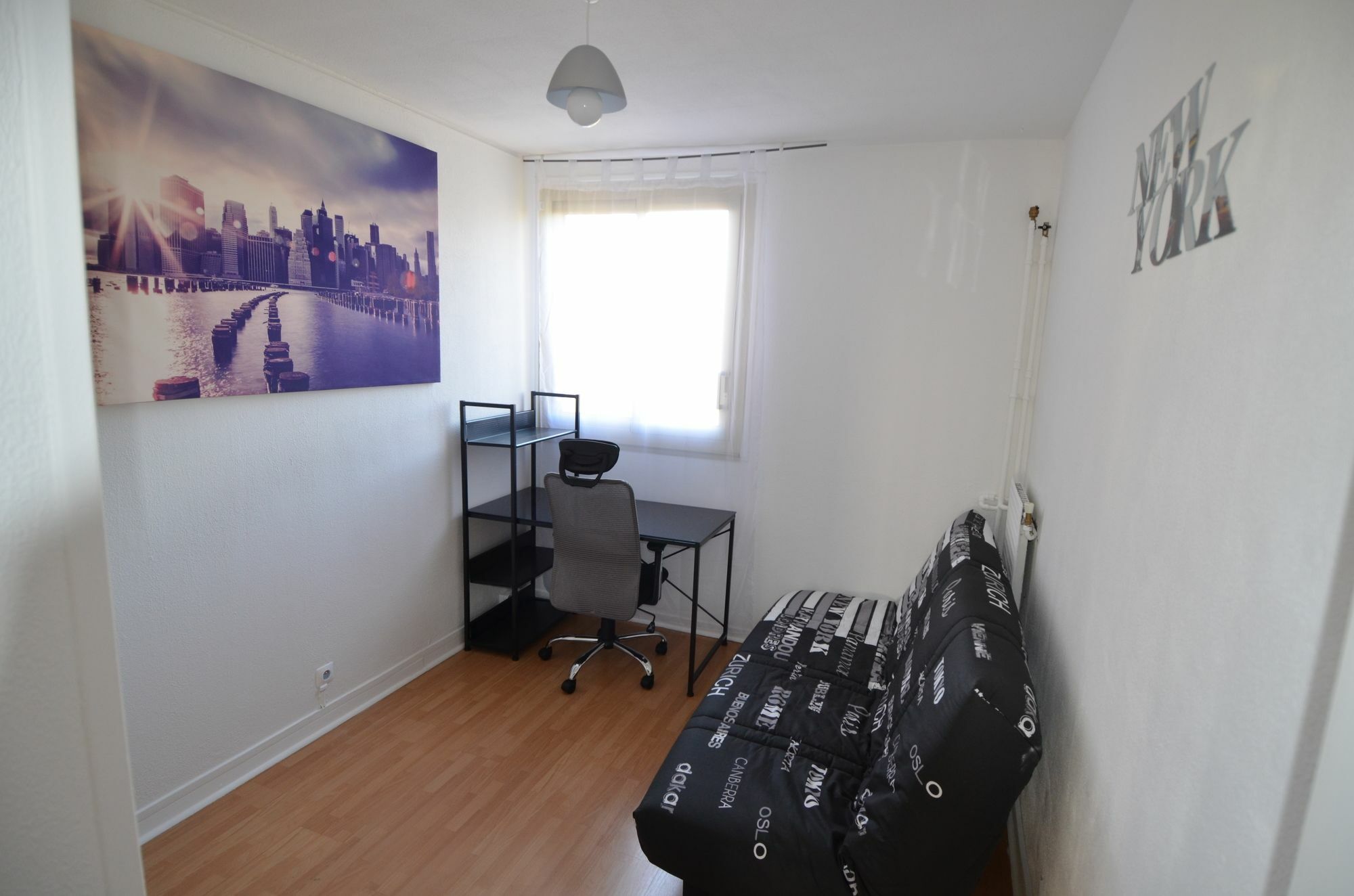 Rooftop 8 Personnes Grande Terrasse Avec Parking Quartier Aeroport Apartment *